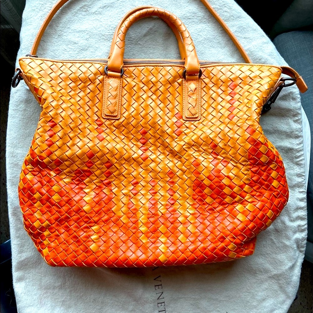 Bottega Veneta bag burnt orange